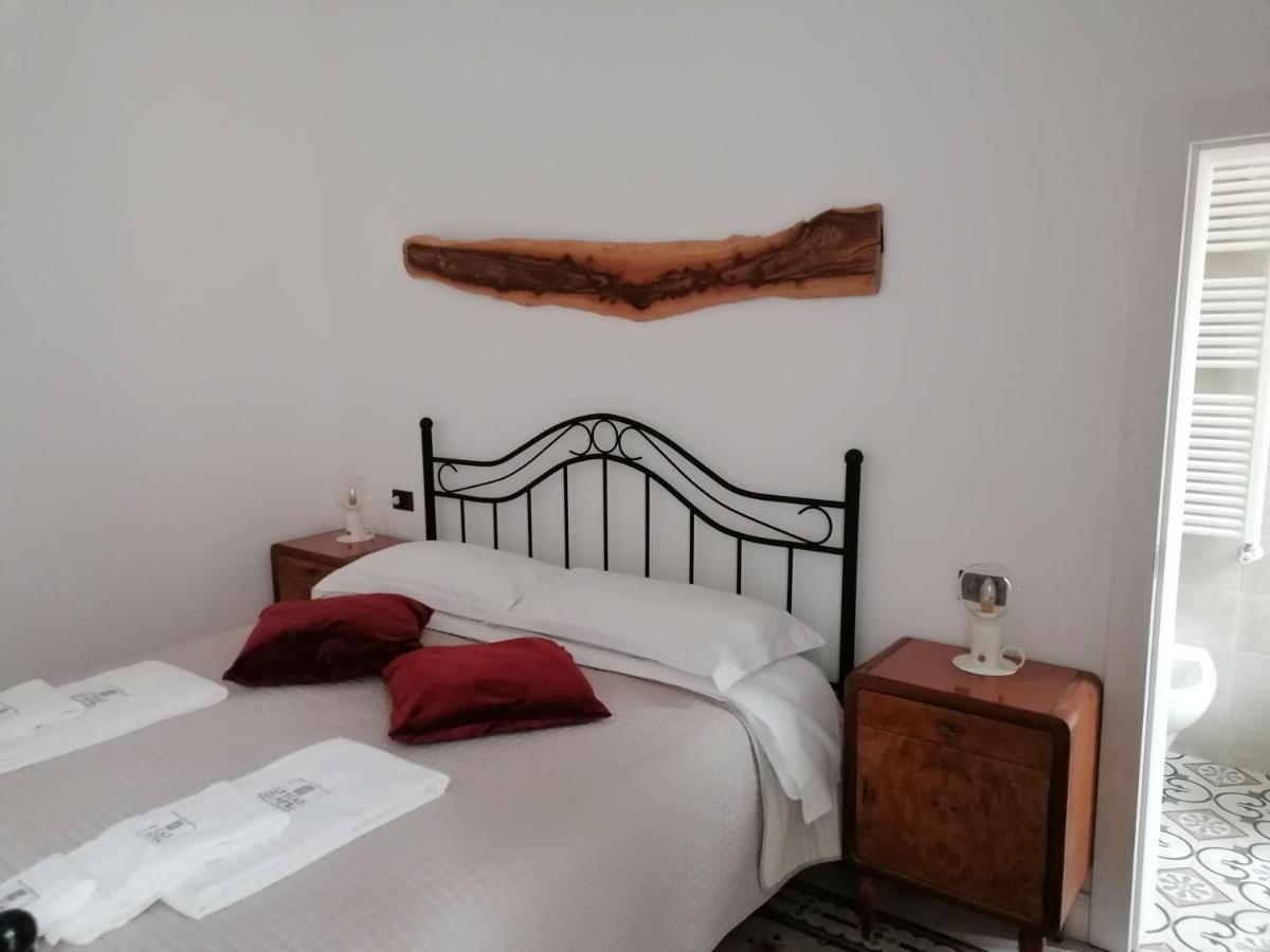Le Scale Di Pietra Bed & Breakfast Conversano Exterior photo