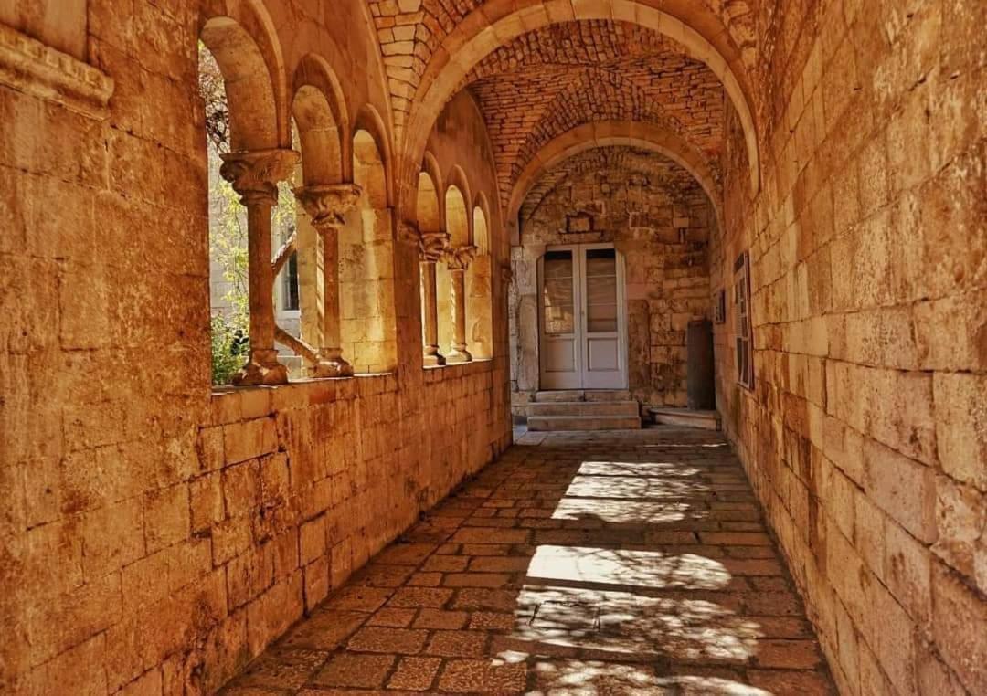 Le Scale Di Pietra Bed & Breakfast Conversano Exterior photo